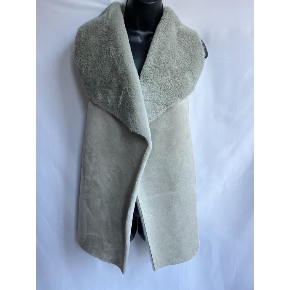 Twelfth Love Faux Fur and Suede Grey Vest S Mixed Media Luxurious Soft Classy